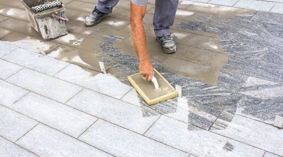 Professional gutter cleaning in Susanville, CA